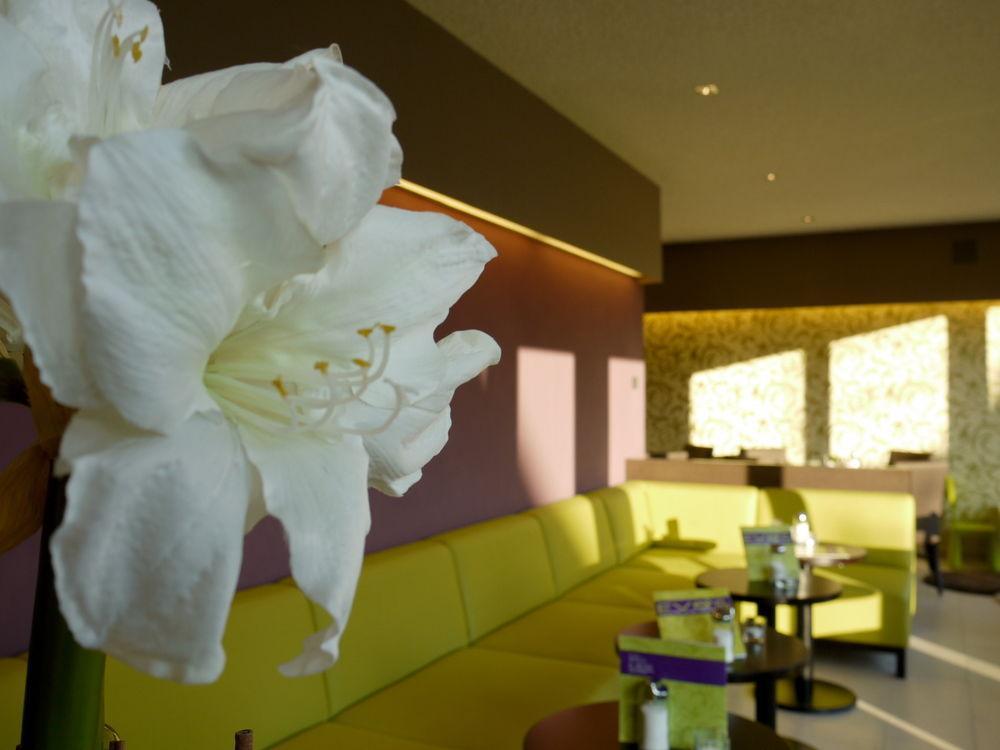 Kh Hotel Mit Restaurant ガイゼルフェルト エクステリア 写真